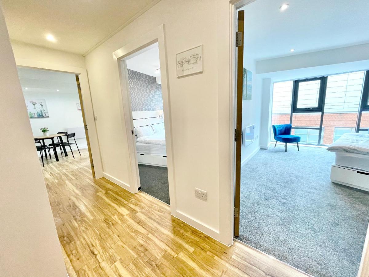 The Works-Fresh 2Bed In Centre, Opposite Arndale. Apartment แมนเชสเตอร์ ภายนอก รูปภาพ