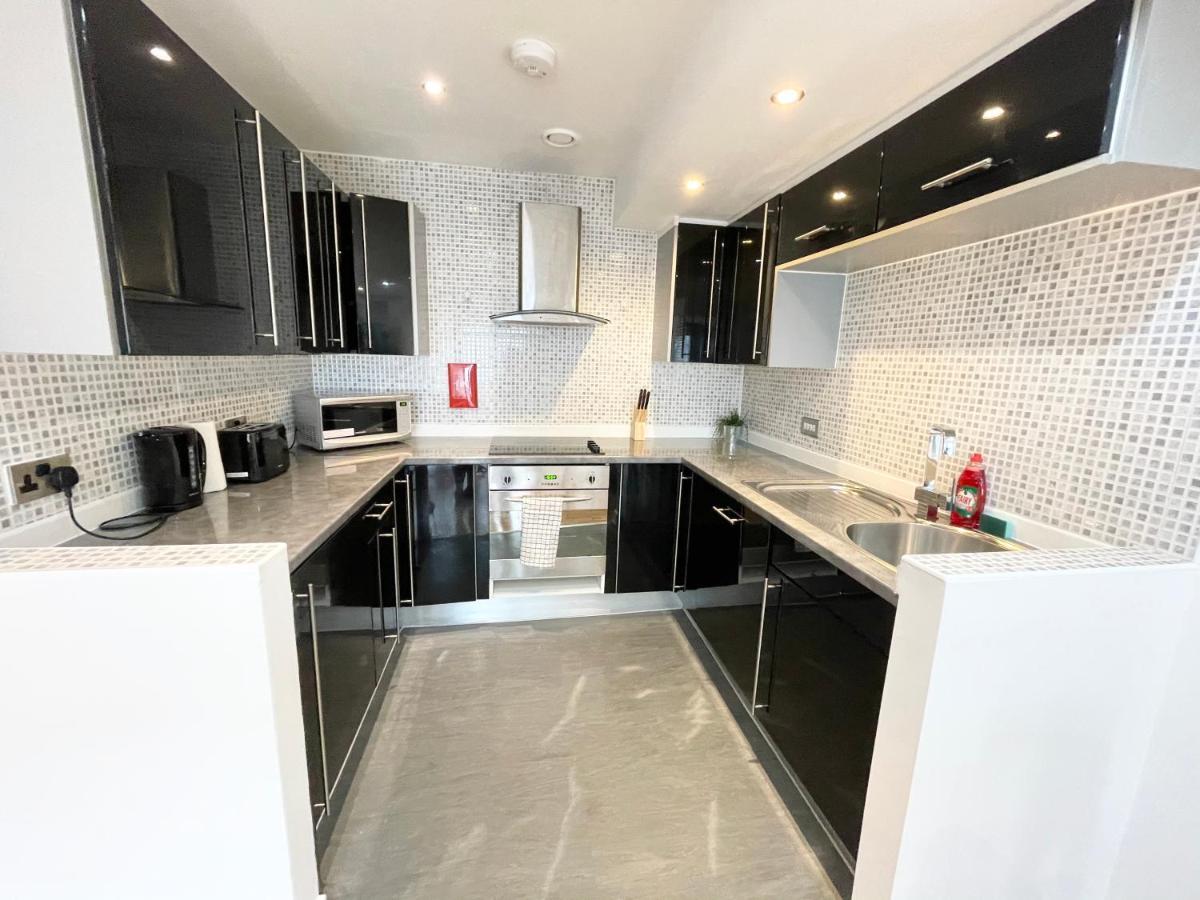 The Works-Fresh 2Bed In Centre, Opposite Arndale. Apartment แมนเชสเตอร์ ภายนอก รูปภาพ