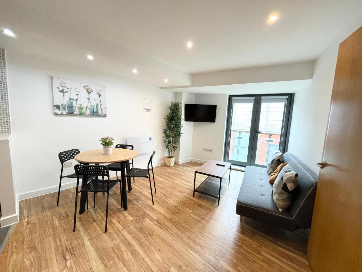 The Works-Fresh 2Bed In Centre, Opposite Arndale. Apartment แมนเชสเตอร์ ภายนอก รูปภาพ